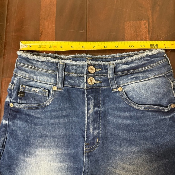 Kancan Jean Shorts Women’s Size Medium Distressed Fringe - Picture 4 of 7